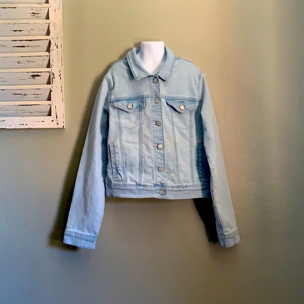Light wash Denim Jacket
